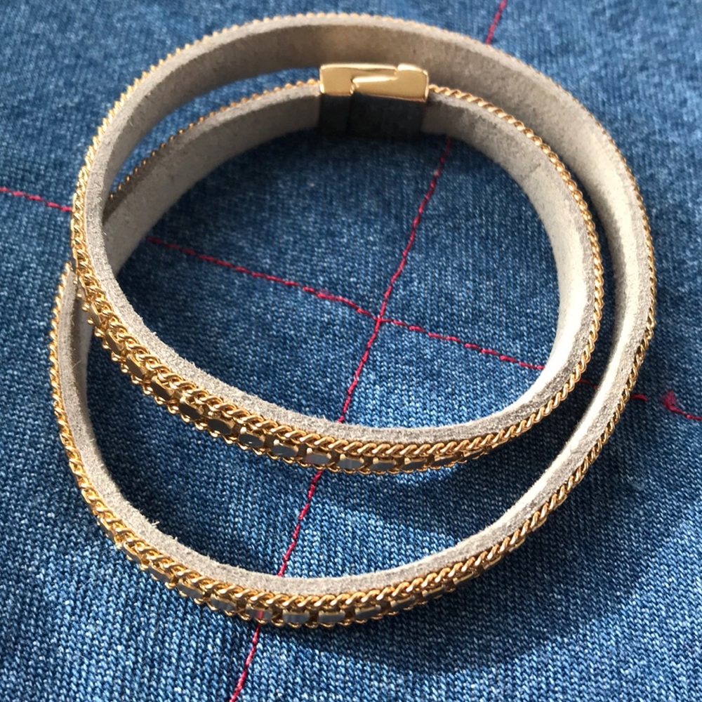 Evereve leather wrap bracelet with magnetic clasp